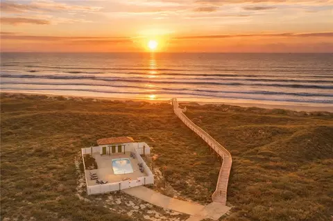 6542 Villa Castellon Dr, Port Aransas, TX 78373