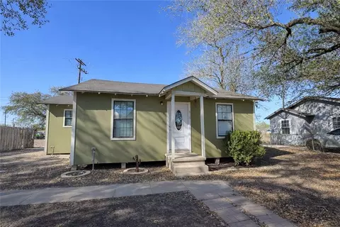 313 Saint Joseph St, Alice, TX 78332