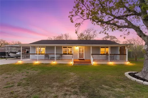 3965 Mollie Ln, Robstown, TX 78380