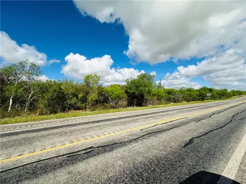6231 Fm 666, Mathis, TX 78368 photo 12