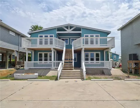 419 6th St, Port Aransas, TX 78373