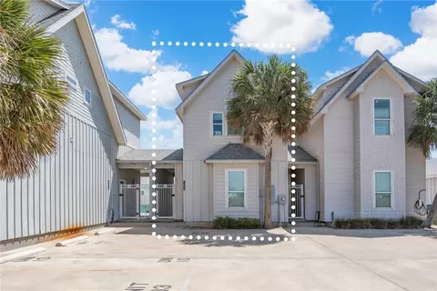 2821 S 11th St #104, Port Aransas, TX 78373