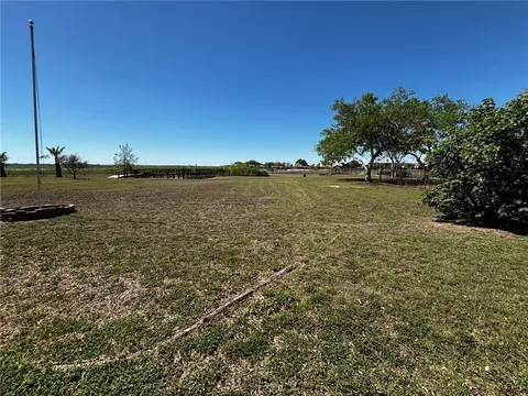 Exterior - 137 Harbor Cir, Mathis, TX 78368 photo 3 of 13
