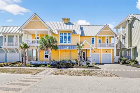 761 Silverleaf St, Port Aransas, TX 78373