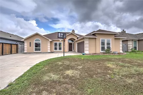 3814 Truxton Dr, Corpus Christi, TX 78414