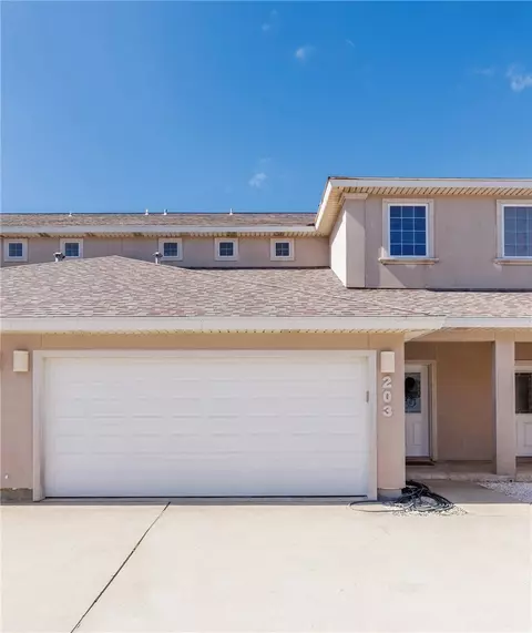 15118 Leeward Dr #203, Corpus Christi, TX 78418