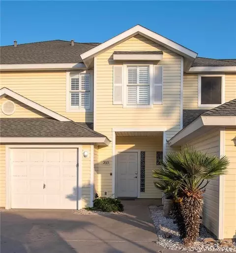 15110 Leeward Dr #203, Corpus Christi, TX 78418