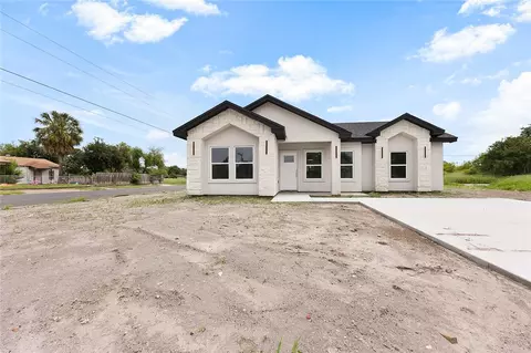 429 E Richard Ave, Kingsville, TX 78363