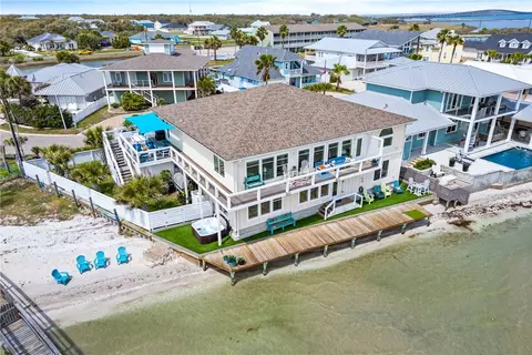 13 Sea Shell Shores Dr, Rockport, TX 78382