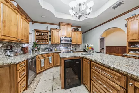 Kitchen - 1205 Hwy 44 Hwy W, San Diego, TX 78384 photo 2 of 2