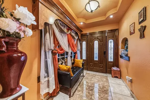 Entry Way - 1205 Hwy 44 Hwy W, San Diego, TX 78384 photo 1 of 2