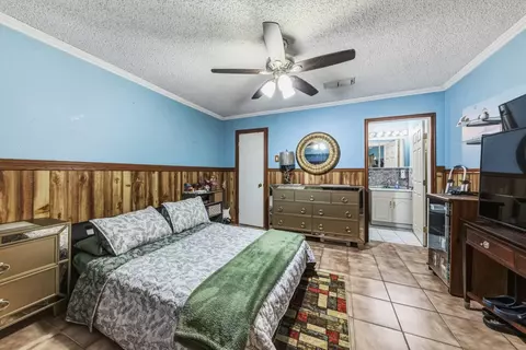 Bedroom - 1205 Hwy 44 Hwy W, San Diego, TX 78384 photo 5 of 5