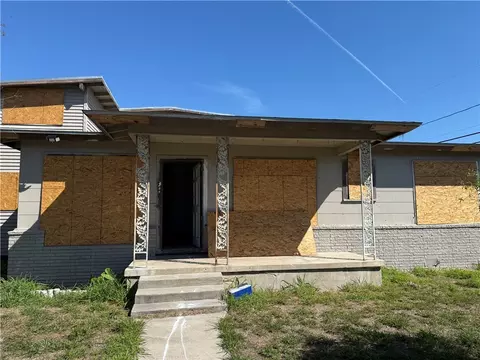 2002 Buford St, Corpus Christi, TX 78405