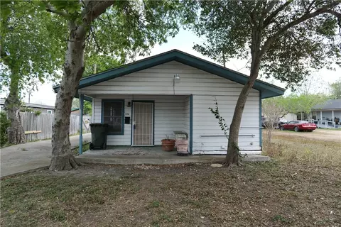 4346 Barrera Dr, Corpus Christi, TX 78416