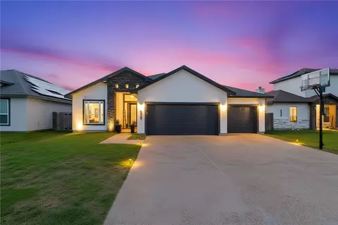 4217 Azali Dr, Corpus Christi, TX 78414