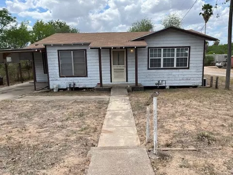 303 E Texas St, Hebbronville, TX 78361