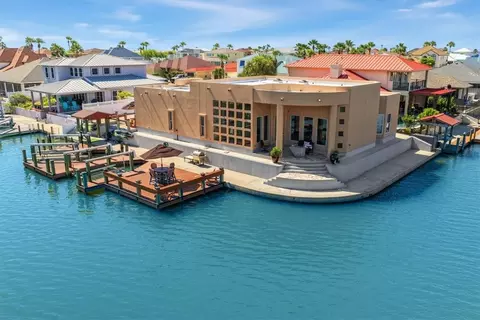 112 Sailfish Ct, Aransas Pass, TX 78336
