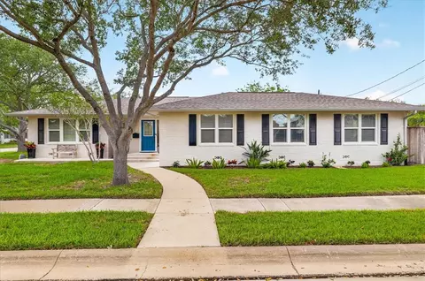 129 Rainbow Ln, Corpus Christi, TX 78411