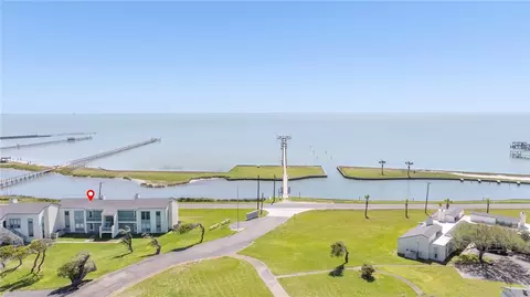 2003 N Fulton Beach Rd #77, Rockport, TX 78382
