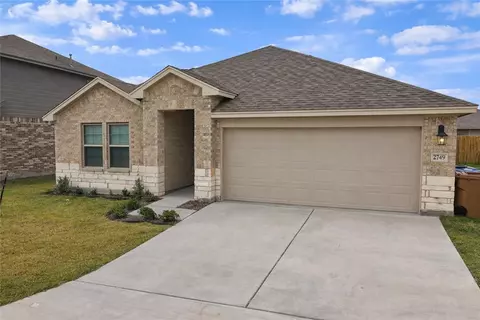 2749 Eltonne Gardens Dr, Corpus Christi, TX 78415
