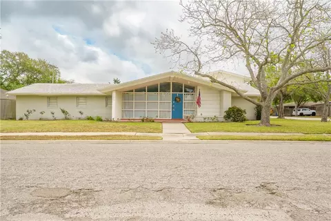 353 Bermuda Pl, Corpus Christi, TX 78411