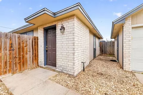 610 Kaipo Dr, Corpus Christi, TX 78418