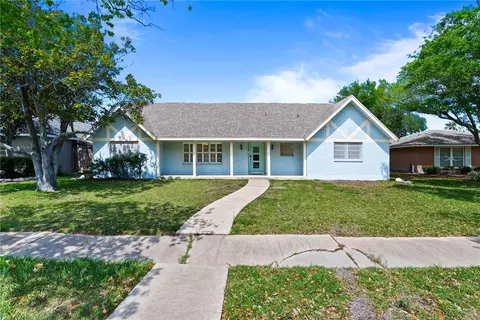 5426 Chevy Chase Dr, Corpus Christi, TX 78412