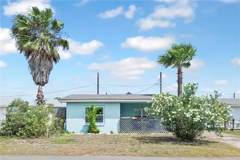 227 E Brundrett Ave, Port Aransas, TX 78373