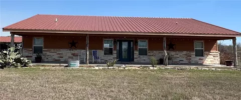 1206 Al Calde De La Bahia, Goliad, TX 77963
