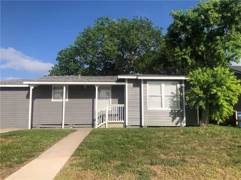 741 Lansdown Dr, Corpus Christi, TX 78412