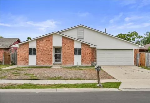 5721 Cresthaven Dr, Corpus Christi, TX 78415