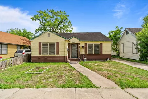 425 Ohio Ave, Corpus Christi, TX 78404