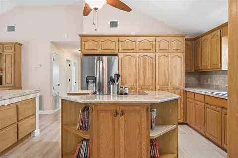 Kitchen - 1663 Mooney, Ingleside, TX 78362 photo 2 of 4