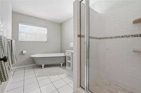 Bath - 1663 Mooney, Ingleside, TX 78362 photo 3 of 4