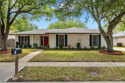 311 Seco Dr, Portland, TX 78374