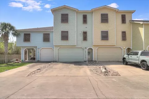 247 W Roberts Ave #5, Port Aransas, TX 78373