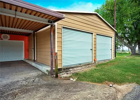 Exterior - 116 Sunset Dr, Mathis, TX 78368 photo 8 of 8