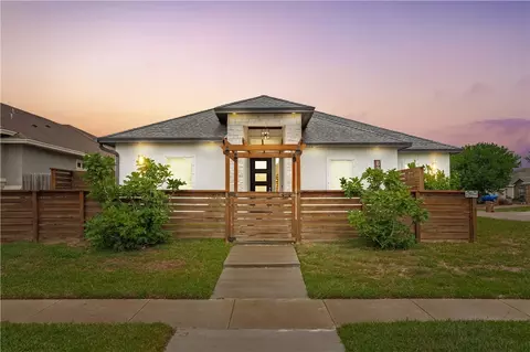 6850 Mets Ct, Corpus Christi, TX 78414