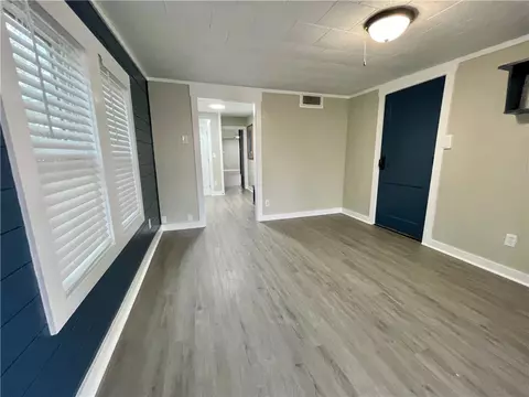 Living - 335 Stephens Loop, Lake City, TX 78368 photo 5 of 5