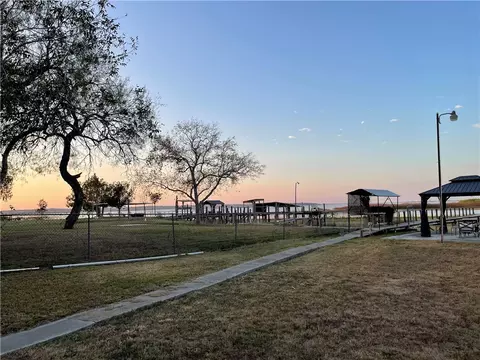 View/Area - 335 Stephens Loop, Lake City, TX 78368 photo 1 of 3