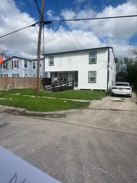 1626 18th St, Corpus Christi, TX 78404