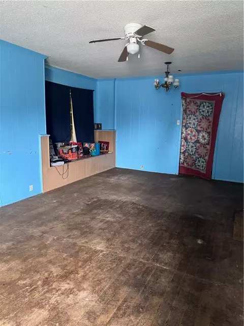 406 Mathis St, Taft, TX 78390 photo 6
