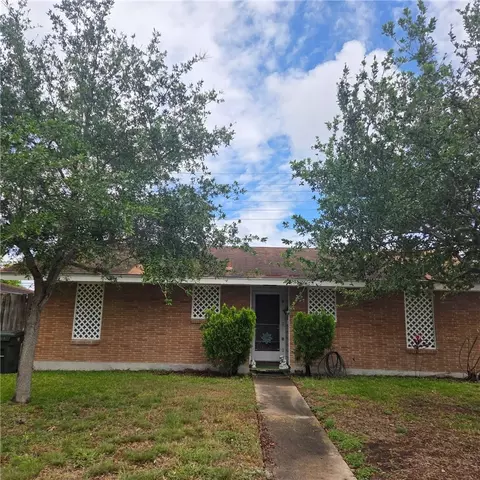 1650 Pinewood Dr, Corpus Christi, TX 78412