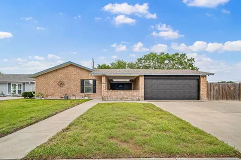 4326 Boros Dr, Corpus Christi, TX 78413