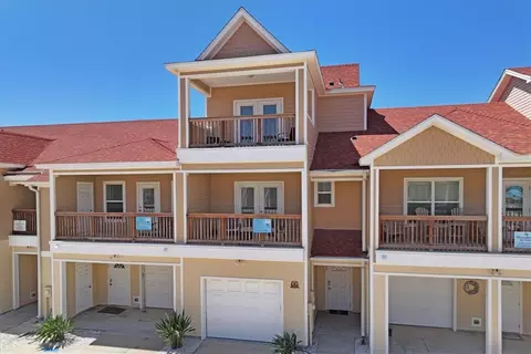 1813 Eleventh St #403, Port Aransas, TX 78373