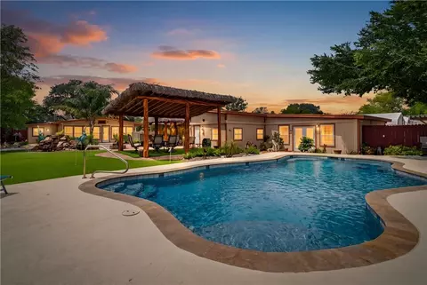 2519 Countiss Dr, Corpus Christi, TX 78410