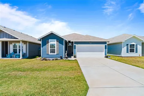 1934 Shellbank Ave, Aransas Pass, TX 78336