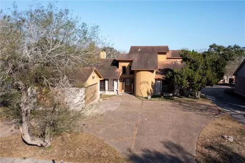 4226 Wood River Dr, Corpus Christi, TX 78410