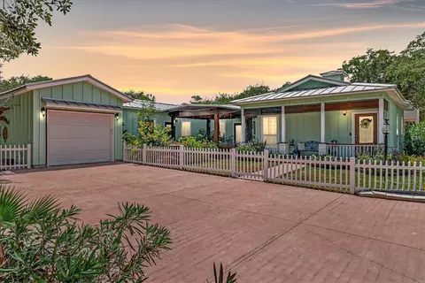 53 Old Cottage Bch, Rockport, TX 78382