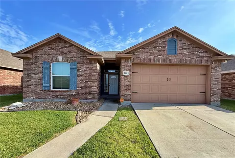 2223 Mangrove Dr, Portland, TX 78374